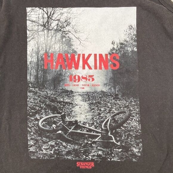 Stranger Things Officially Licensed Tank Top Womens Size XL - Picture 3 of 6